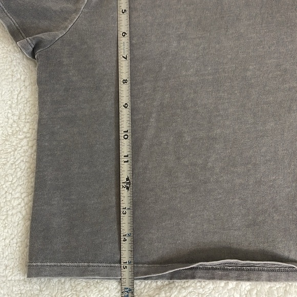 Forever 21 Gray Crewneck Crop Top Size Small - Picture 4 of 5